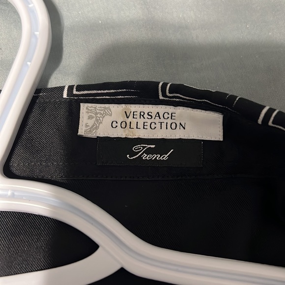 Versace collection. Only worn once. Size Medium mens - Picture 3 of 3